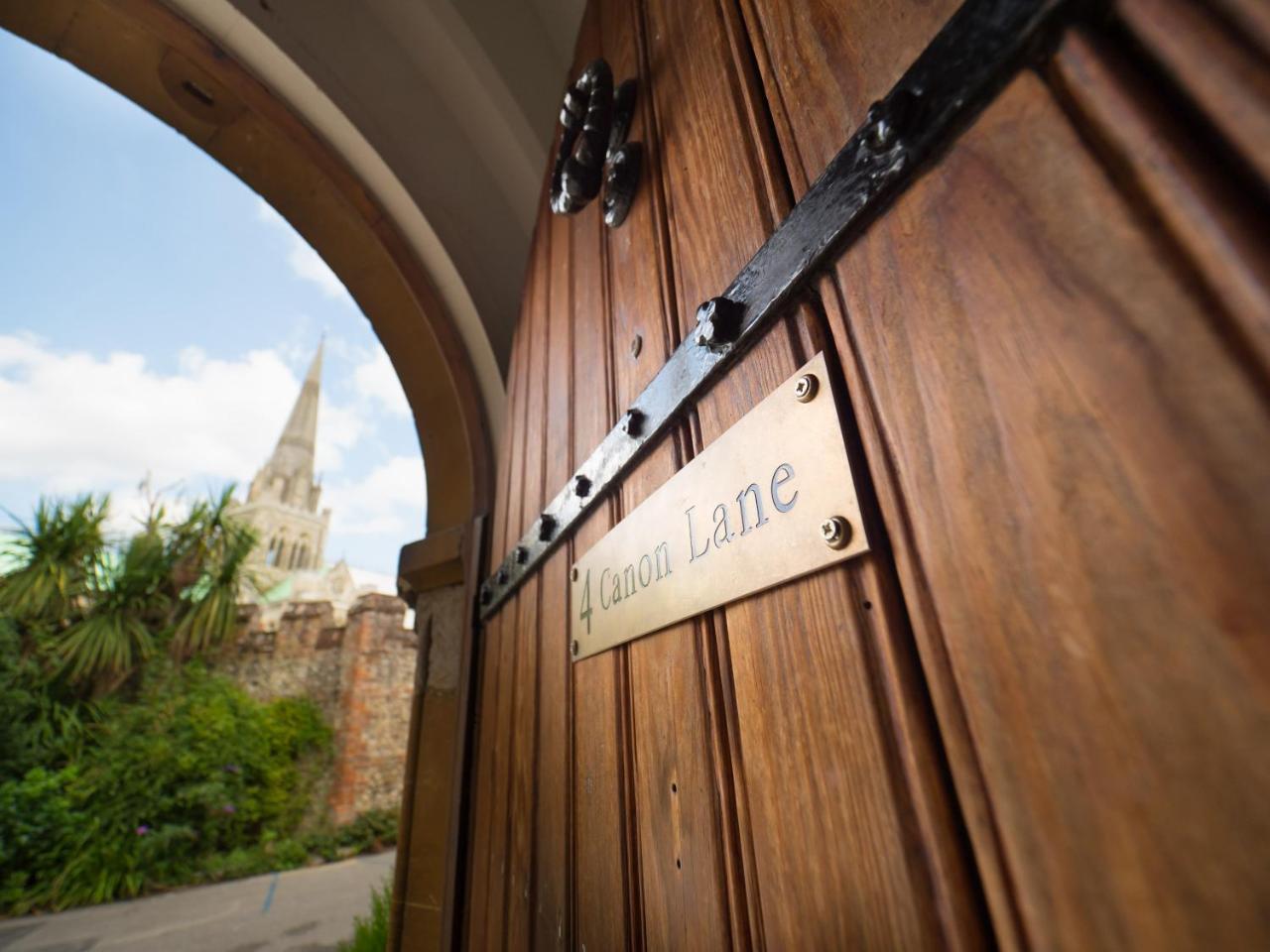 4 Canon Lane Chichester Bagian luar foto